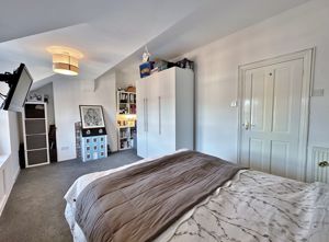 Photo 17- click for photo gallery